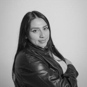 Daya Ramírez, equipo de Asombra by Evergreen